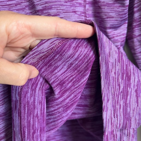 Columbia long sleeve hoodie size medium plum color - Picture 6 of 10